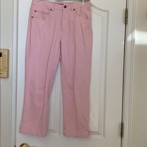 Crazy Horse pink Capri pants size 6 cotton Lycra